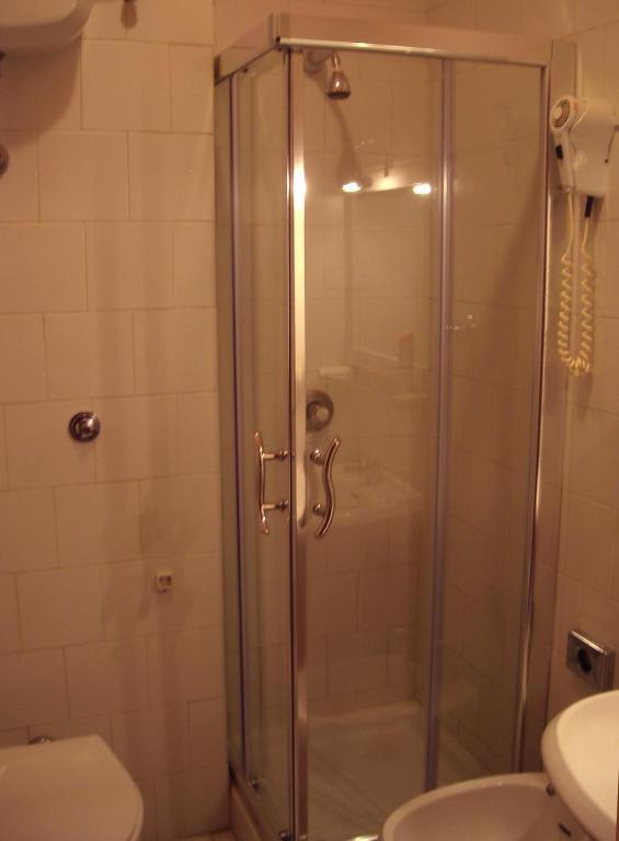 Hotel New Baby Caserta Kamer foto