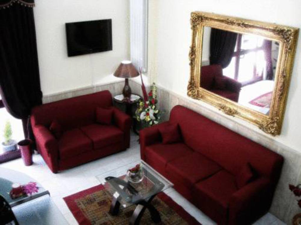 Hotel New Baby Caserta Buitenkant foto